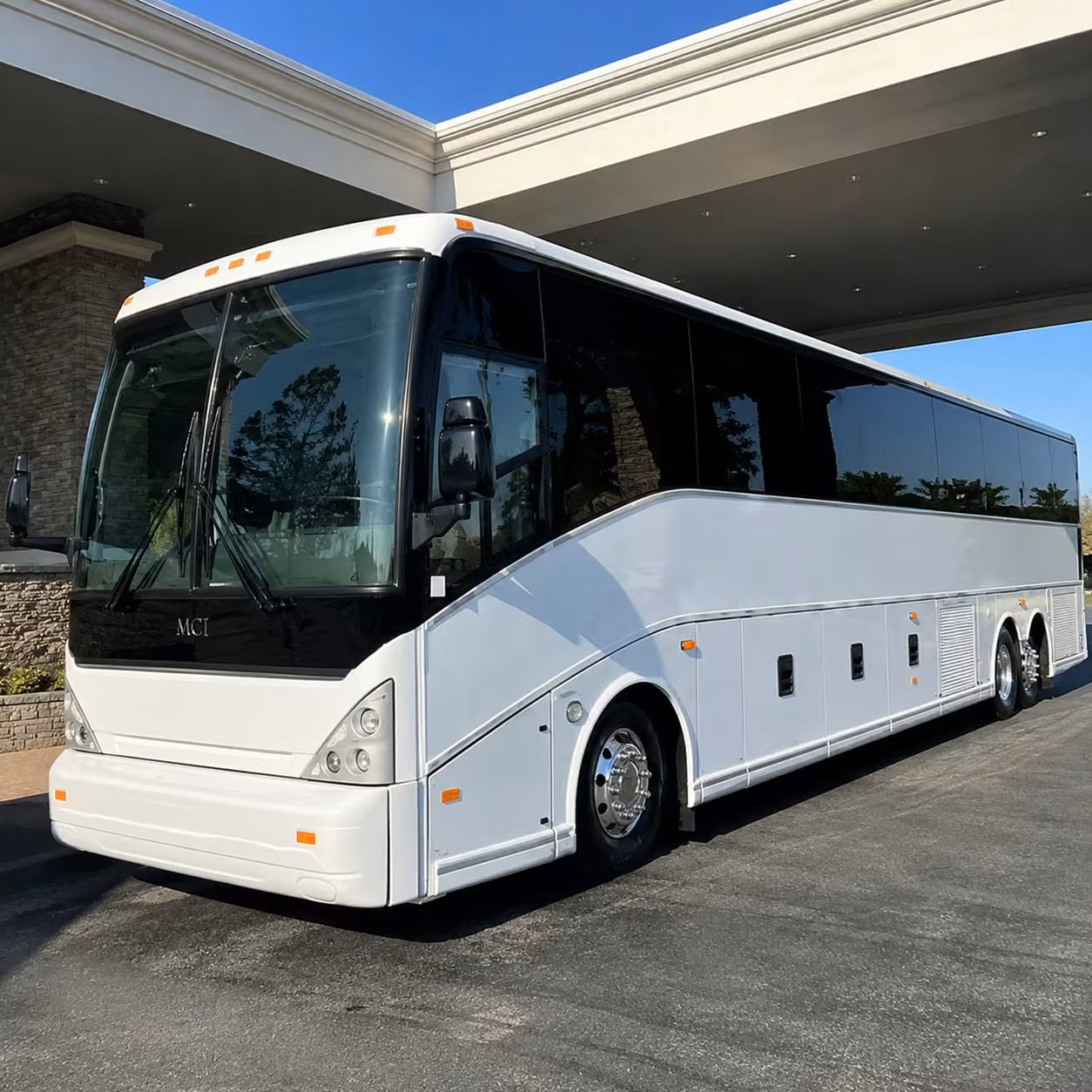 shermancharterbuscompany com lets you compare airport shuttle options without the runaround